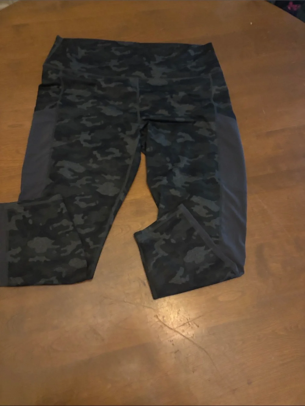 Fabletics PowerHold High Rise Camouflage Side Pocket Leggings Charcoal Size XXL
